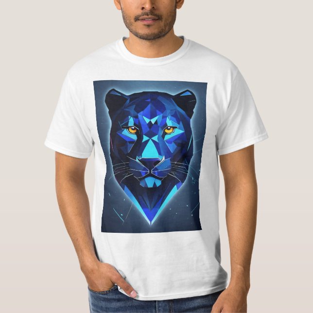 "Midnight Panther: Geometric Vector Design T-Shirt (Framsida)