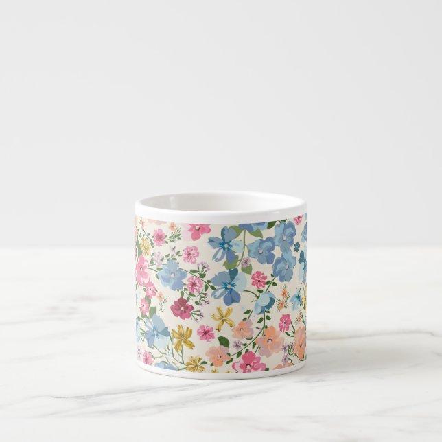 Midsommarskugga, blomningsanläggning mönster. espressomugg (Framsidan)