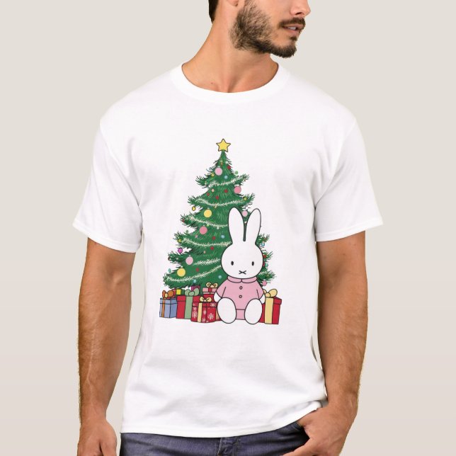 Miffy on Christmas Morning T Shirt (Framsida)