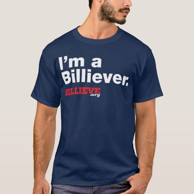 "Mig förmiddag en Billiever" marinblå T-shirt (Framsida)