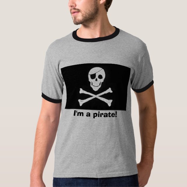 Mig förmiddag en pirat! tee (Framsida)