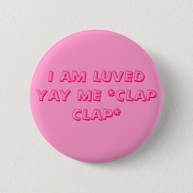 MIG FÖRMIDDAG LUVED YAY MIG *CLAP CLAP* KNAPP (Framsida)