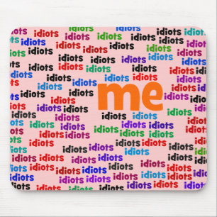 Mig förmiddag som omges fullständigt av en grupp musmatta