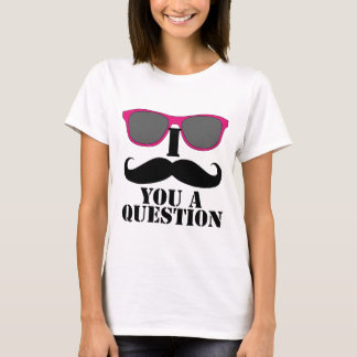 Mig mustasch dig solglasögon för en t-shirt