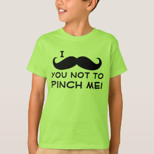 Mig mustaschdig barnSts Patrick dag Tee