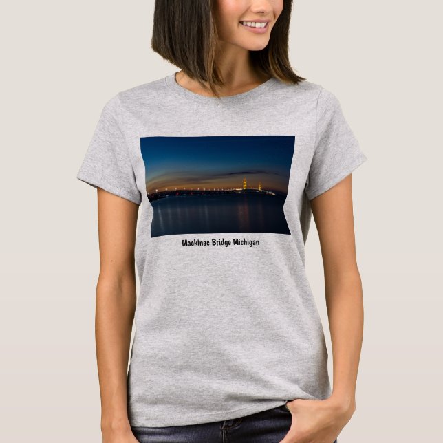 Mighty Mac på Nattpano T-Shirt (Framsida)
