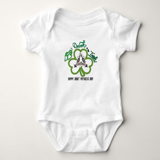 Mikitiez grönt hade tur Saint patrick's day irishö T Shirt (Framsida)
