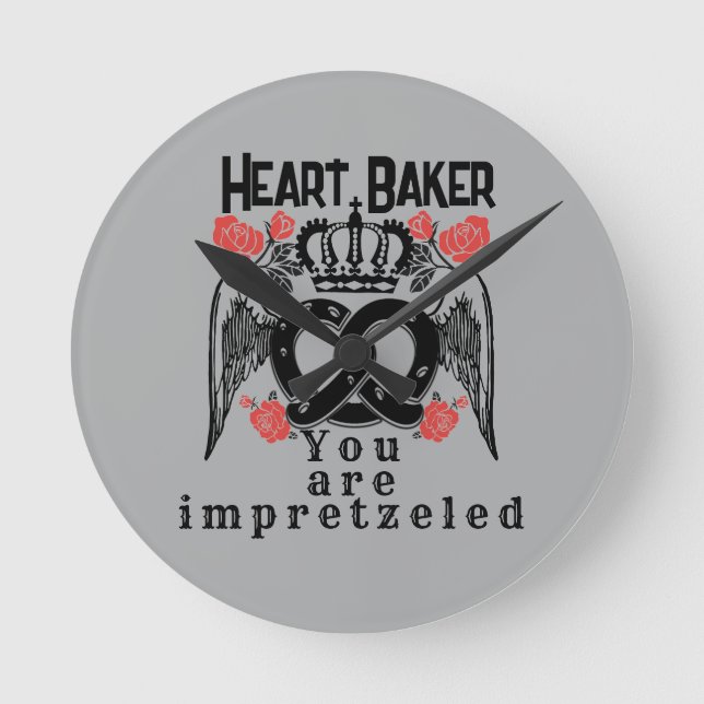 Mikitiez Pomzel Bbröbaker drottning kung Rund Klocka (Framsida)