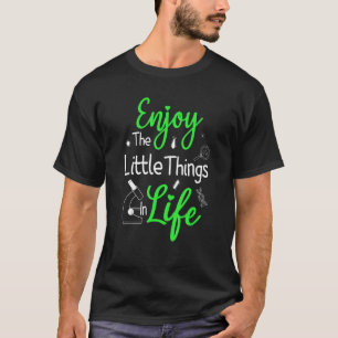 mikroskopisk biologiknav Enjoy Little Sak T Shirt