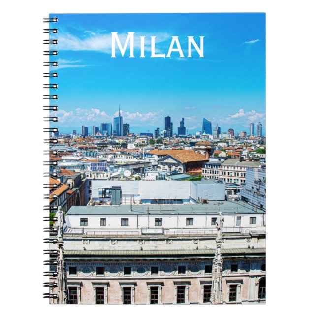 Milan Skyline i Italien Anteckningsbok (Framsidan)
