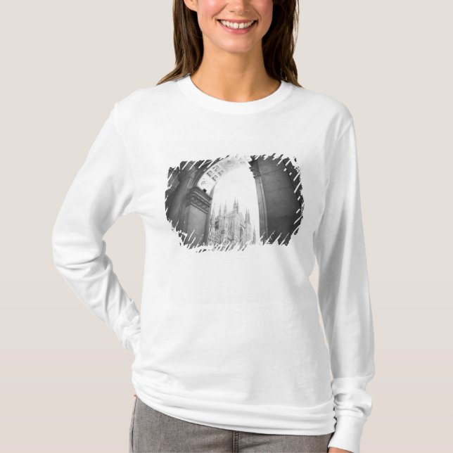 Milano Italien, Galleria View of the Duomo T-shirt (Framsida)