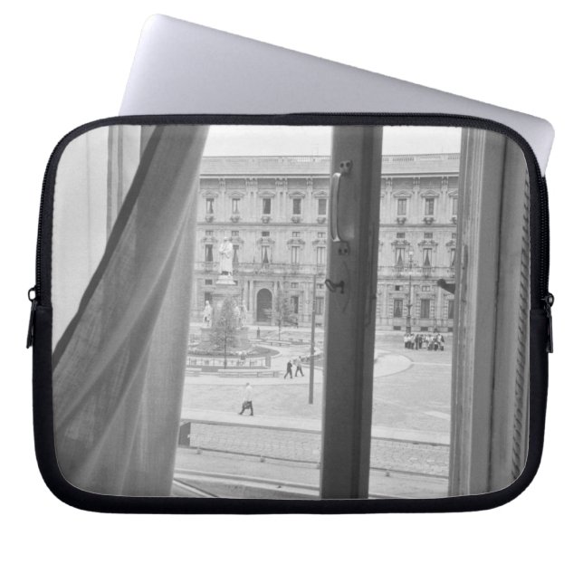 Milano Italien, View from La Scala Opera Window Laptop Sleeve (Framsidan)