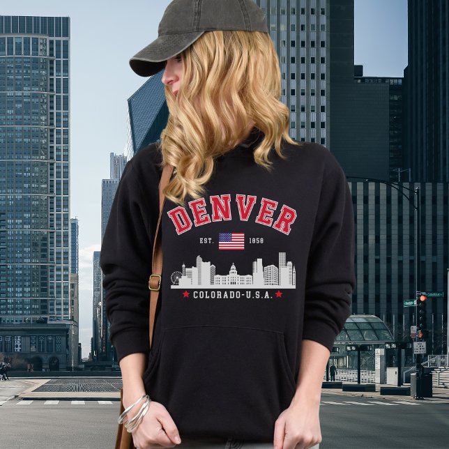 Mile High City Skyline Illustration T Shirt (Skapare uppladdad)