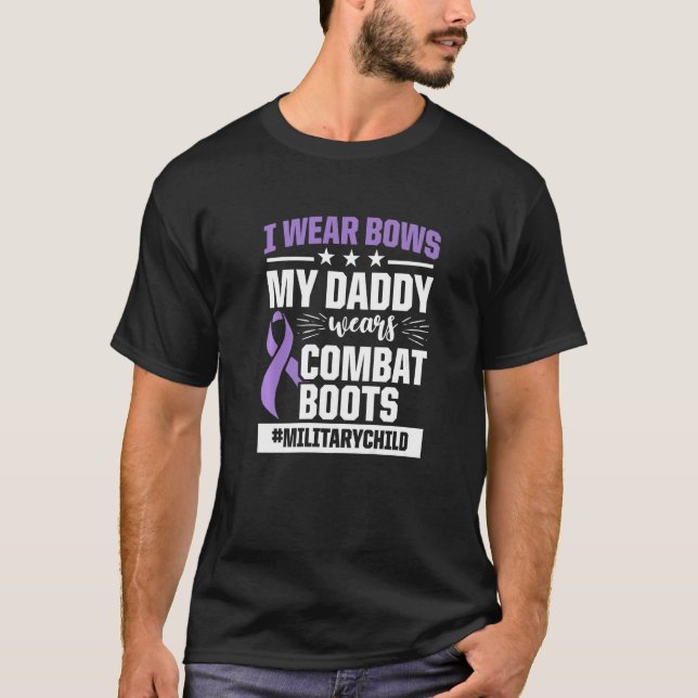 Militär barnmånad Lila upp pappa Boots 2 T Shirt (Framsida)