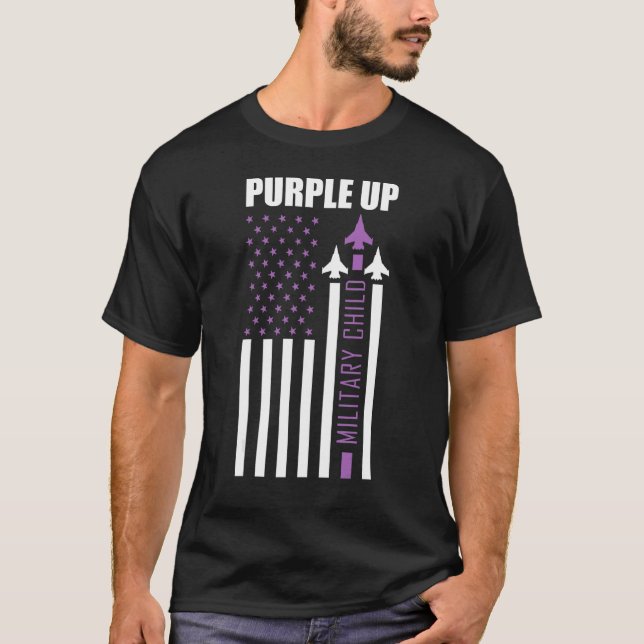 Militär Kid Strong Jet Up Proud Militar T Shirt (Framsida)