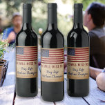 Militär soldat Going Away Party American Flagga Vinflaska Etikett<br><div class="desc">Lägg till den avslutande beröringen så att din militär kan åka bort från party med dessa amerikanska flagga, med militära vin-etiketter och party-förråd. USA Amerikansk flagga design. Denna amerikanska etikett från Flagga i party är perfekt för en militär som lämnar party, militär utplacering, militärt välkomnande hem firande, militärt studenten och...</div>
