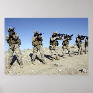 Militära Transistion gruppmedlemmar Poster