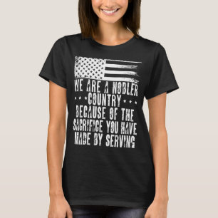 Militära väpnade styrkor bekämpar patriotisk veter t shirt
