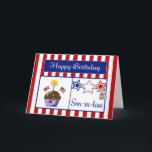 Militärt Son-i-lag födelsedagkort Kort<br><div class="desc">Detta patriotiska ska födelsedagkort gör ditt militära Son-i-lag leende. Detta färgrika kort presenterar en röd och vit görad randig bakgrund, chokladmuffin med stjärnor, amerikanska flaggan, en flaggahjärta och ett stearinljus, röda, vit- & blåttstjärnor, en hundmärkre som utföra i relief med "USA", och ett blåttbaner med texten "grattis på födelsedagen" i...</div>