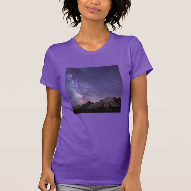 Milky Way & Mt. Rainier | Washington T Shirt (Framsida)