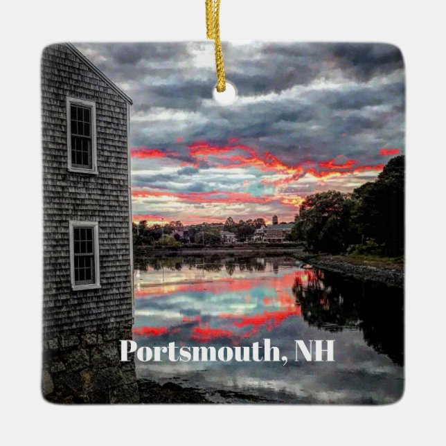 Mill Pond Sunset, Portsmouth, NH Ornament (Framsida)