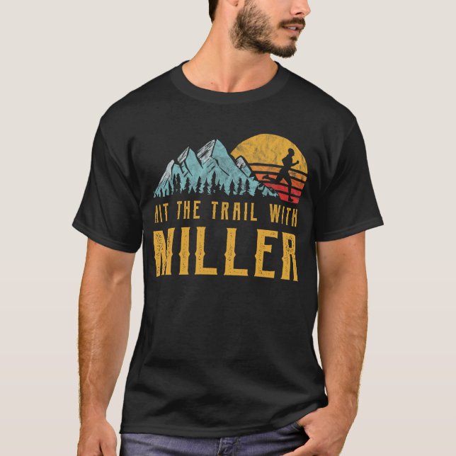 MILLER-familjen som körs - Slå spåret med MILLER T Shirt (Framsida)