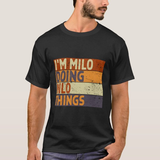 Milo gör Milo Sak Joke T Shirt (Framsida)
