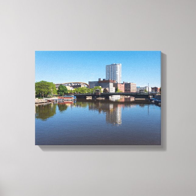 Milwaukee Riverfront och State Street Bridge Canvastryck (Framsida)