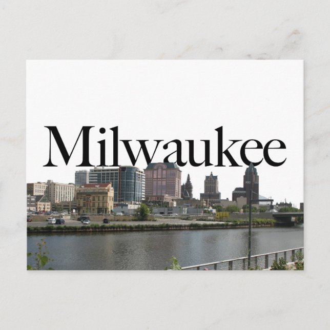 Milwaukee WI Skyline med Milwaukee i Himlar Vykort (Framsida)