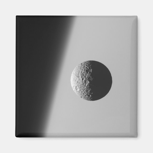 Mimas måne magnet (Framsidan)