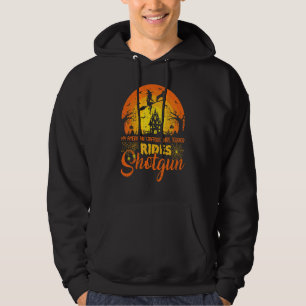 Min amerikanska Staffordshire Terrier hund åker sh Hoodie