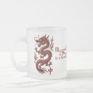 “Min andliga varelse är en Crak-drake” Mahjong-mug Frostad Glasmugg
