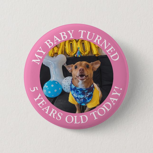 Min baby blev 5 år gammal idag knapp (Framsida)