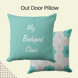 Min Backyard Oasis Aqua Blue Background Kudde
