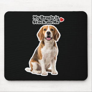 Min Beagle Är Klistrad På Mig Söt Hundälskare Musmatta