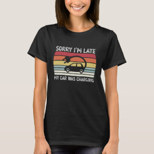 Min bil laddade upp Funny Electric Fordon EV Gift T Shirt