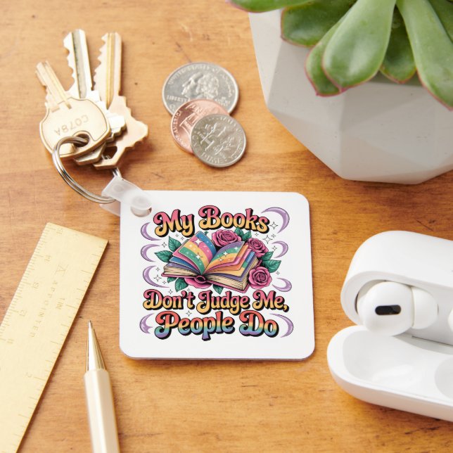 Min Bokar dömer mig inte... Nyckelring (Skrivbord)