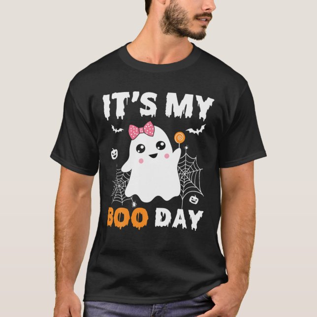 Min Boo Day Shirt Halloween Birthday Ghost Rosa T Shirt (Framsida)