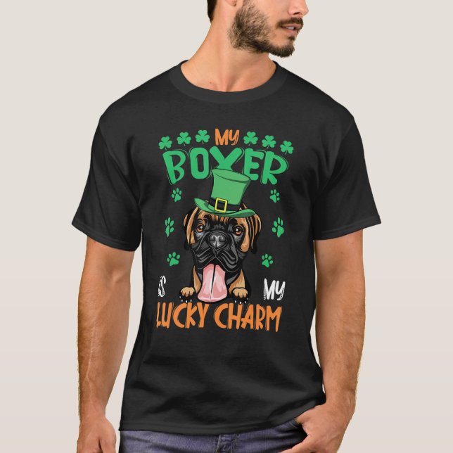 Min Boxer är min lyckliga charm Irish St patricks  T Shirt (Framsida)