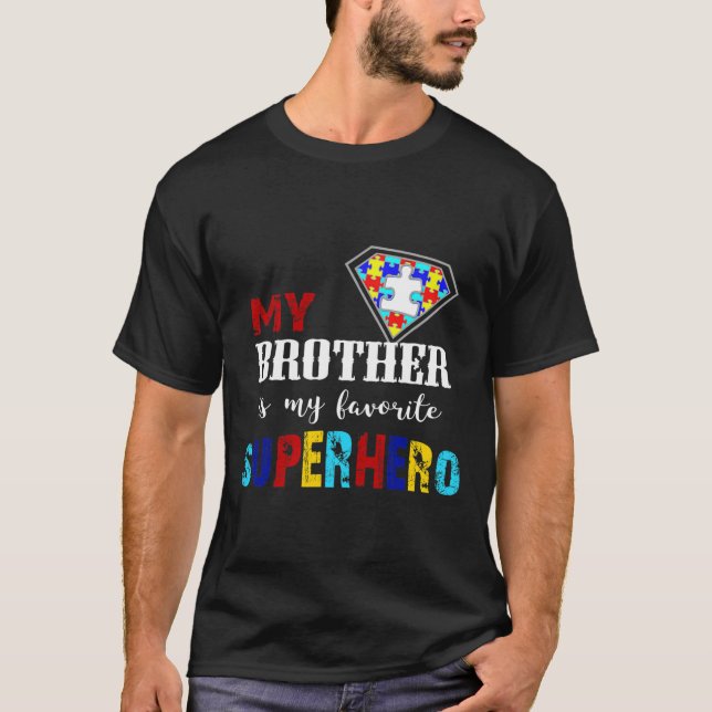 Min bror är min favoritsuperhjälte Autism Awarene T Shirt (Framsida)