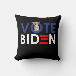 Min Chihuahua vill rösta Joe Biden Funny President Kudde