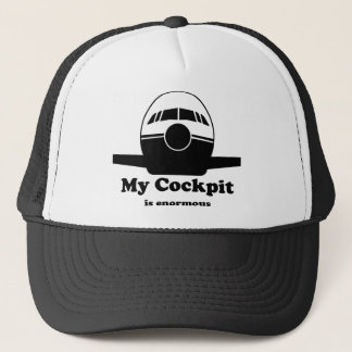 Min cockpit är jättelik truckerkeps