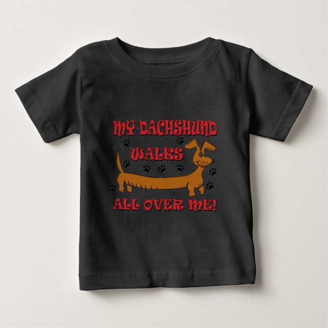 Min dachshund går överallt på mig tee (Framsida)