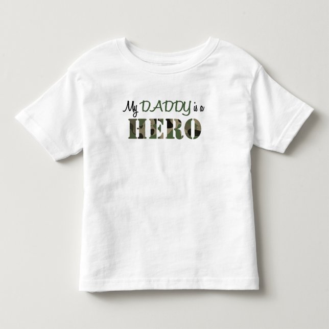Min DADDY är en HERO T-shirt (Framsida)