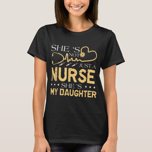 Min dotter är Nurse Proud Nurses Mamma Pappa RN LP T Shirt (Framsida)