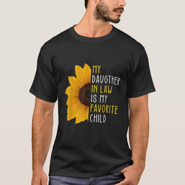 Min dotter i juridik är mitt favoritbarn Mor i T Shirt (Framsida)