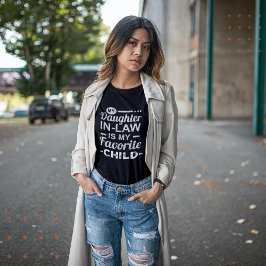 Min dotter i juridik är mitt favoritbarn t shirt