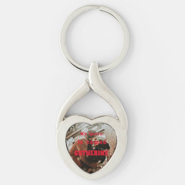 Min drottning heter.. twisted heart silverfärgad nyckelring (Framsidan)