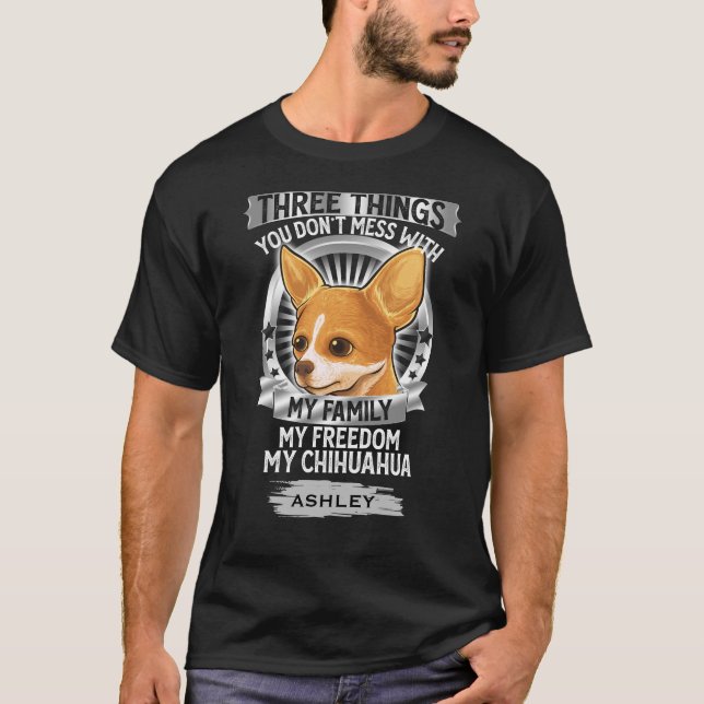 Min familj Min Chihuahua Kärlek Hund T Shirt (Framsida)