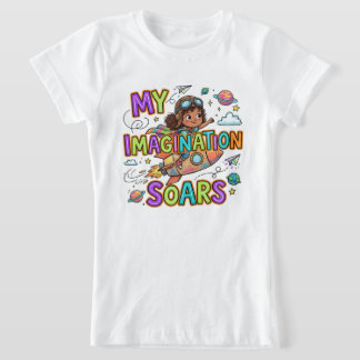 Min fantasi svävar T-shirt för söt flicka astronau